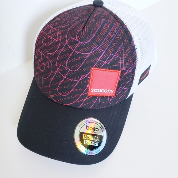saucony trucker hat